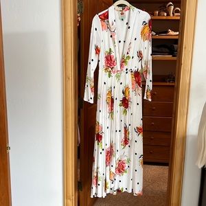 Beautiful Farm Rio dress.